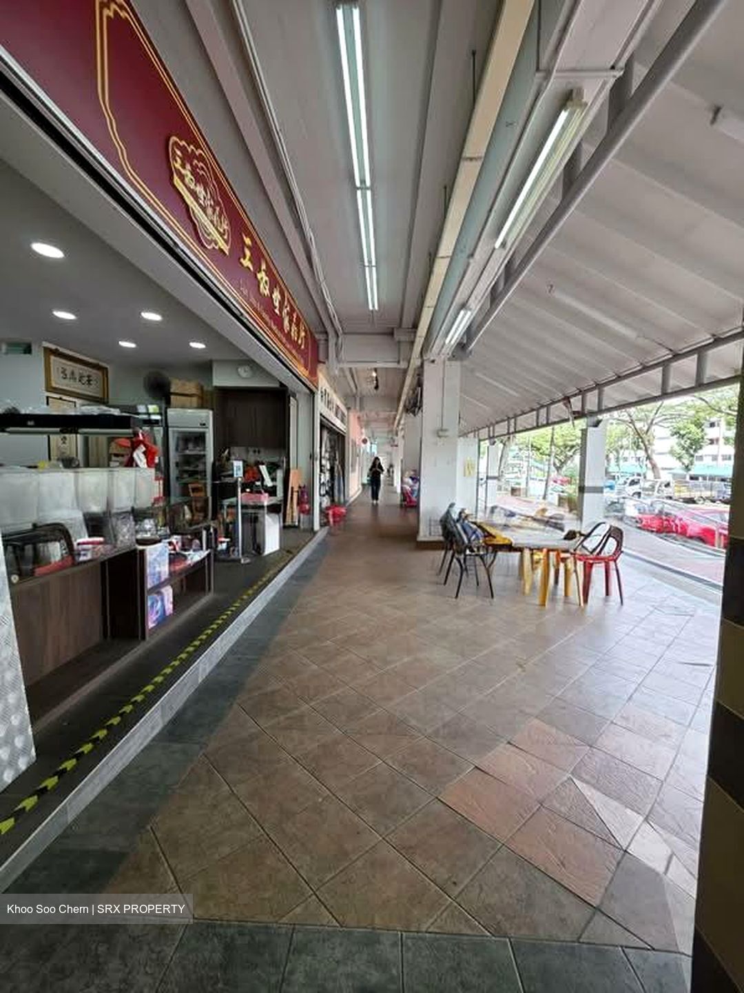 Hougang Avenue 1 (D19), Retail #533115041